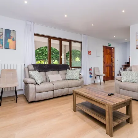 Real Sitio Villa *